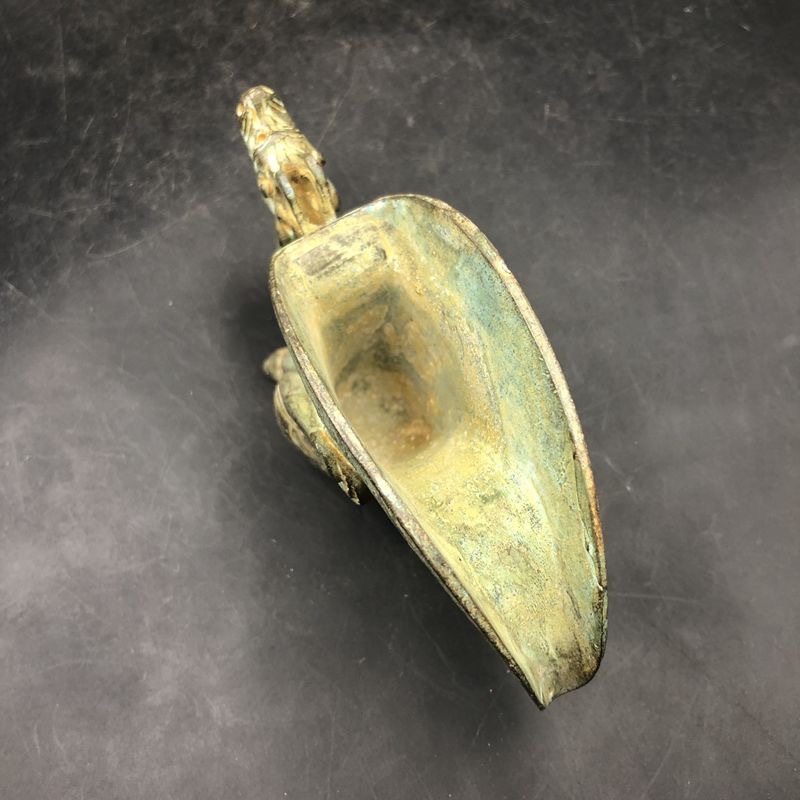 bottle faucet Pixiu copper orn - огляд і ціна Vintage Collectible Bottles