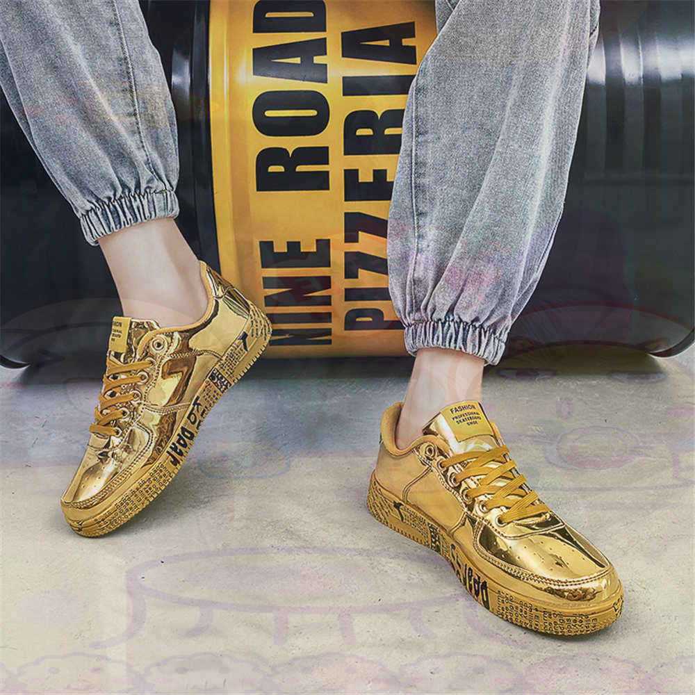 Round Foot Size 45 Sneakers Wh - огляд і ціна Vintage Collectible Shoes
