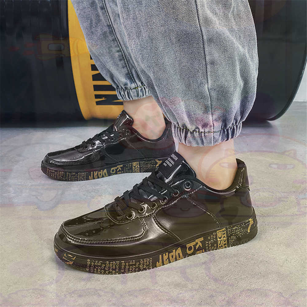 Round Foot Size 45 Sneakers Wh - огляд і ціна Vintage Collectible Shoes